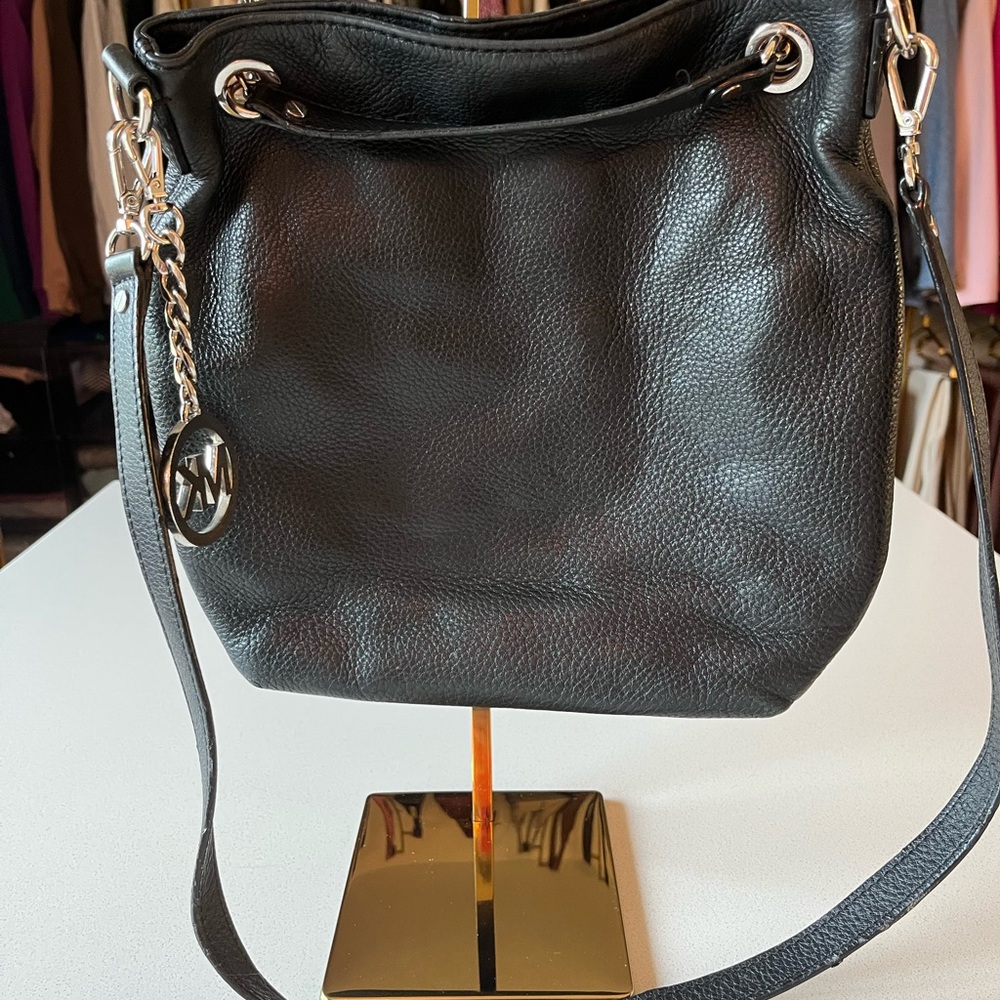 Michael Kors Black Pebbled Leather Shoulder Bag - Picture 2 of 11